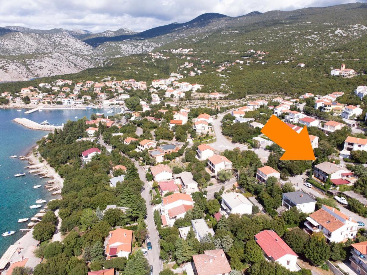 Apartments And Room Luka Klenovica Buitenkant foto